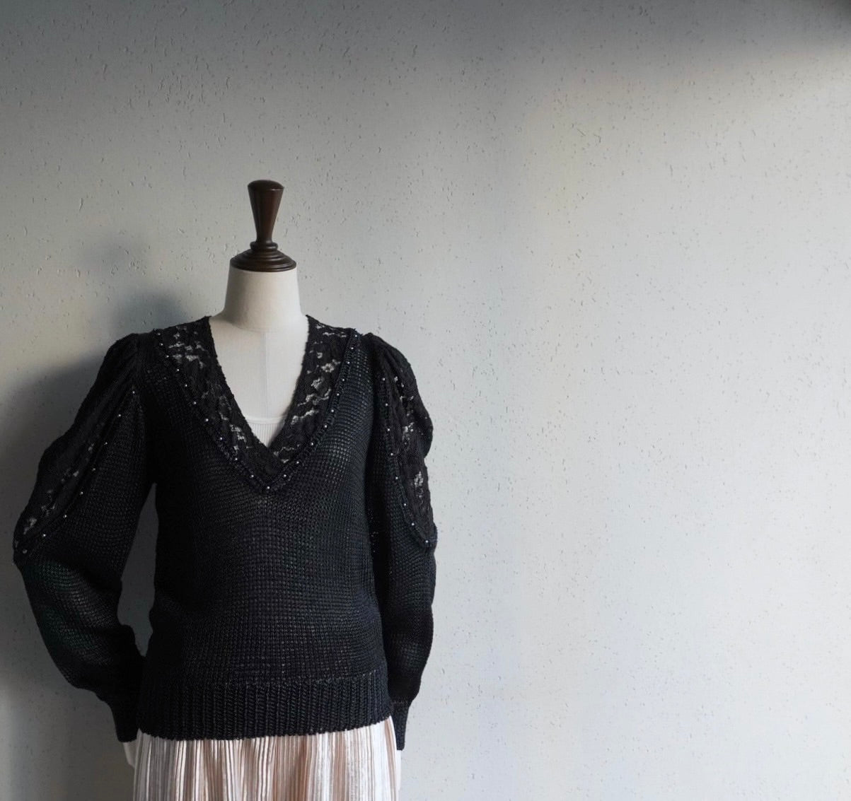 80s Black Design Knit