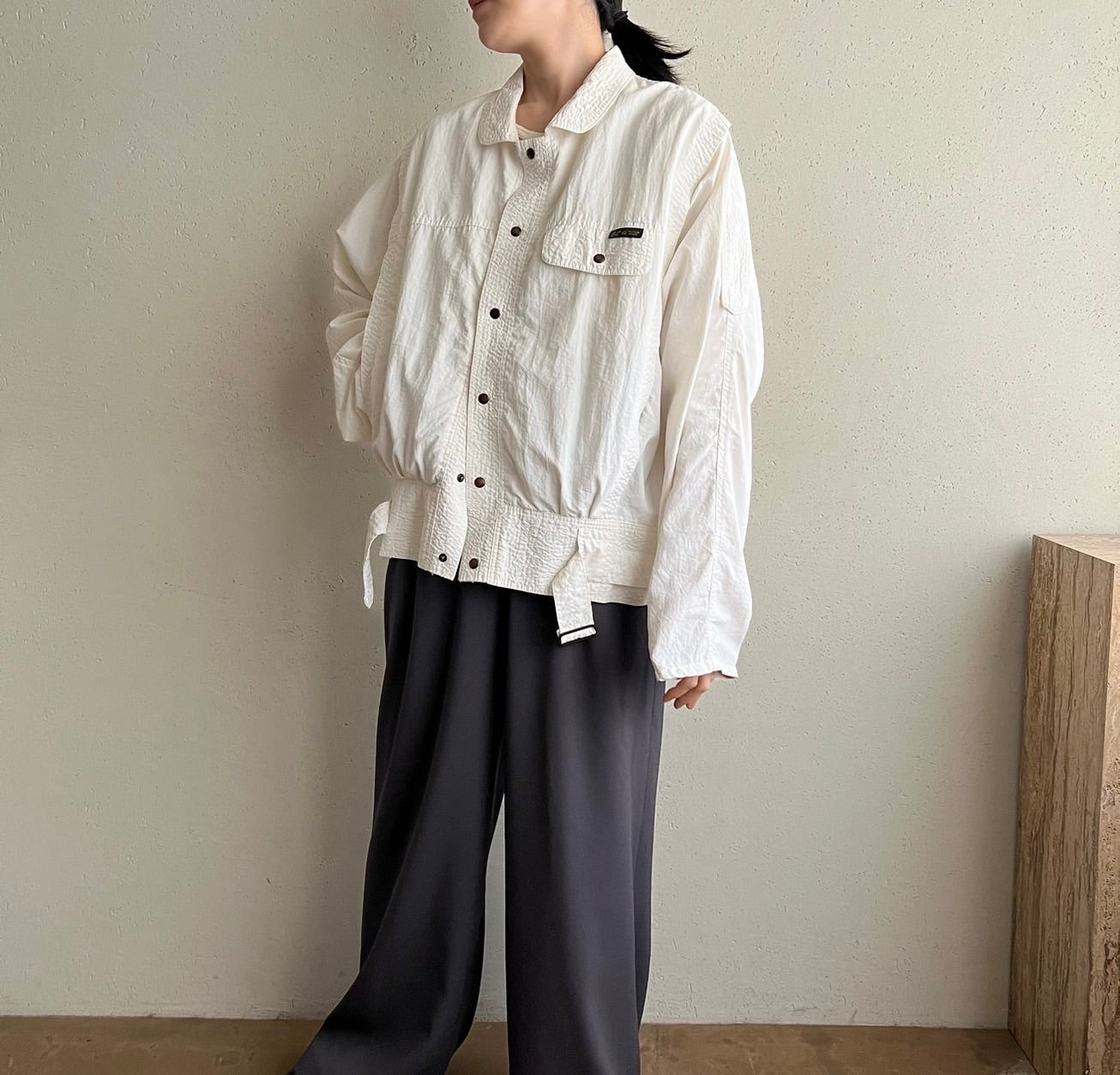 80s White Design Light Jacket