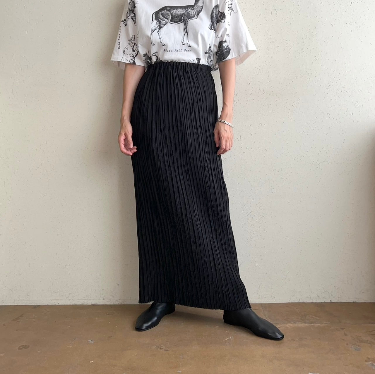 90s EURO Black Pleated Skirt