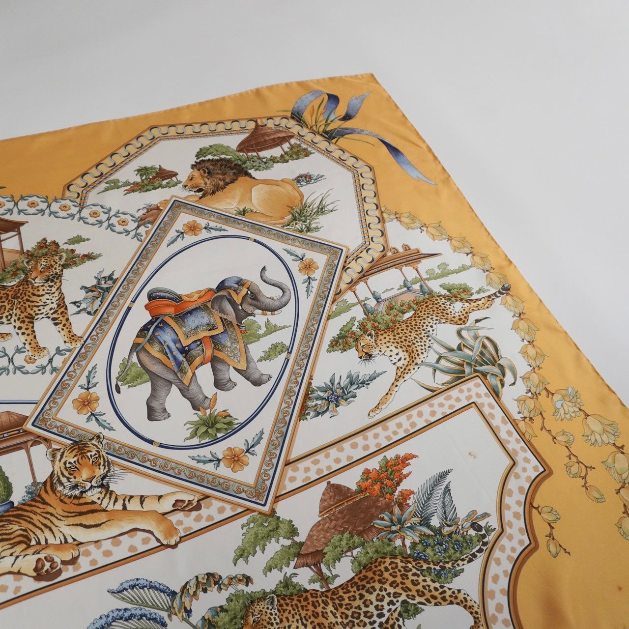 ”Salvatore Ferragamo” Silk Scarf Made in Italy