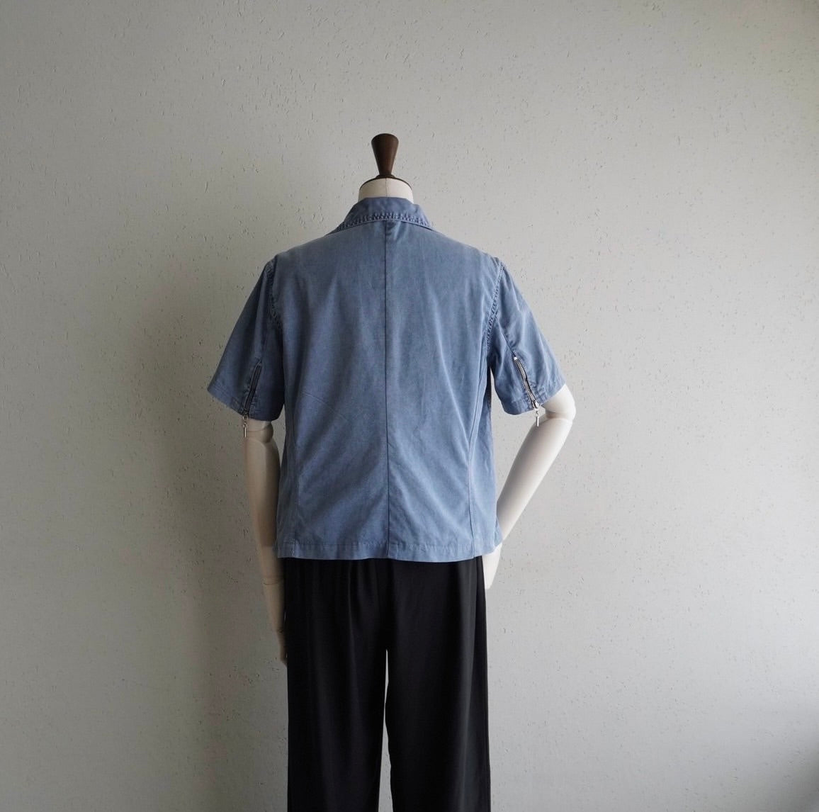90s Zip Design Shirt
