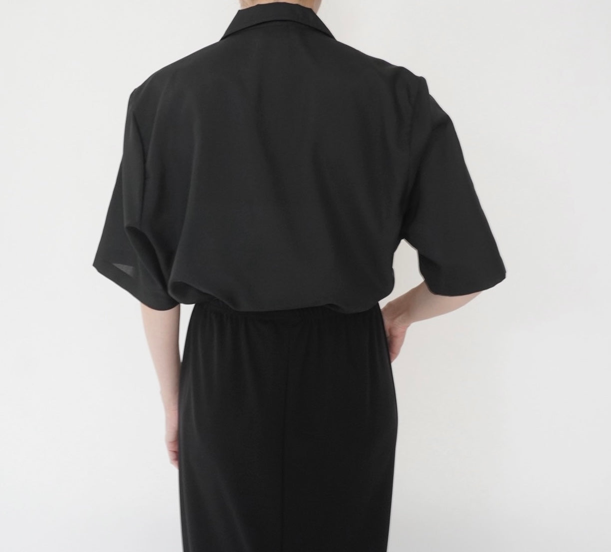 90s Black Shirt