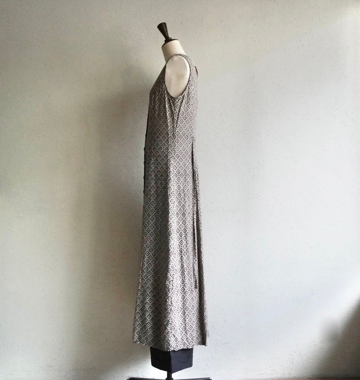 90s EURO Sleeveless Printed Dress