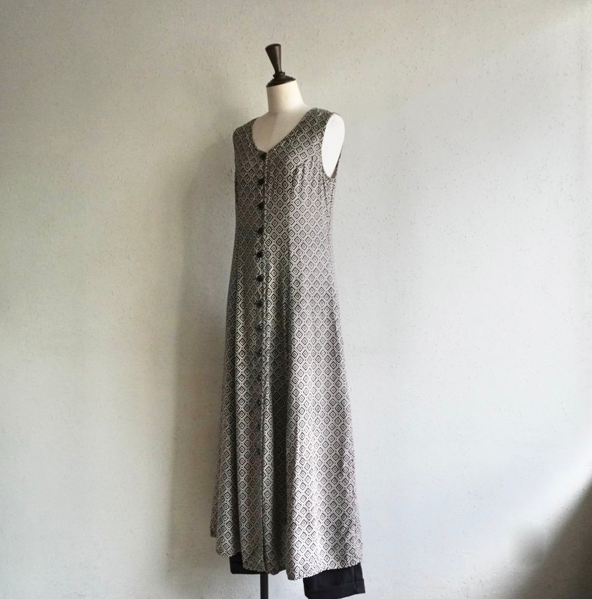 90s EURO Sleeveless Printed Dress