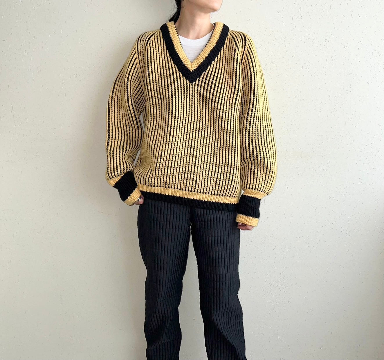 80s V-Neck Knit