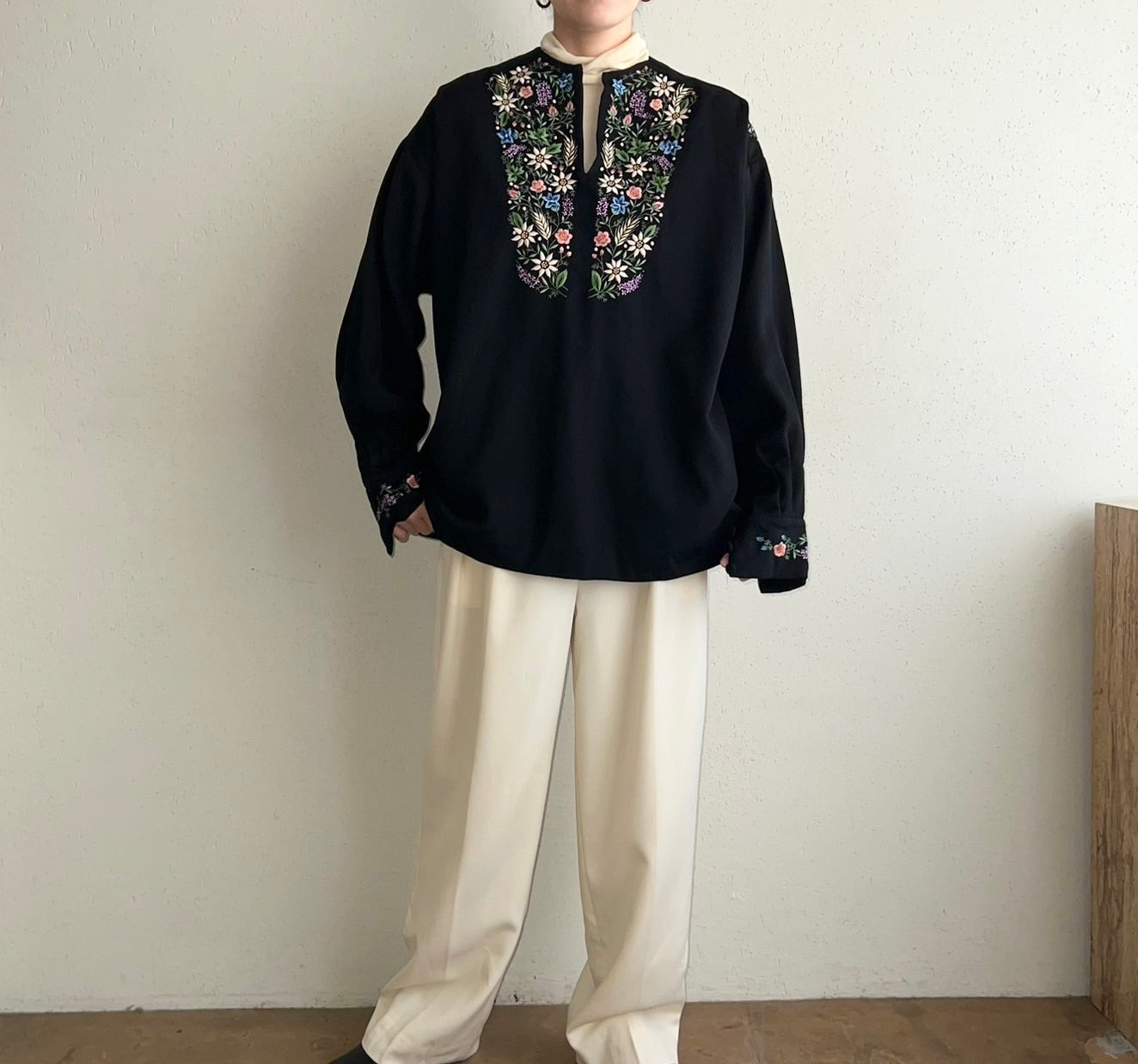 80s Embroidery Top