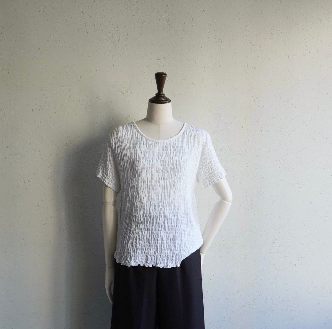 90s Pleated Design Top