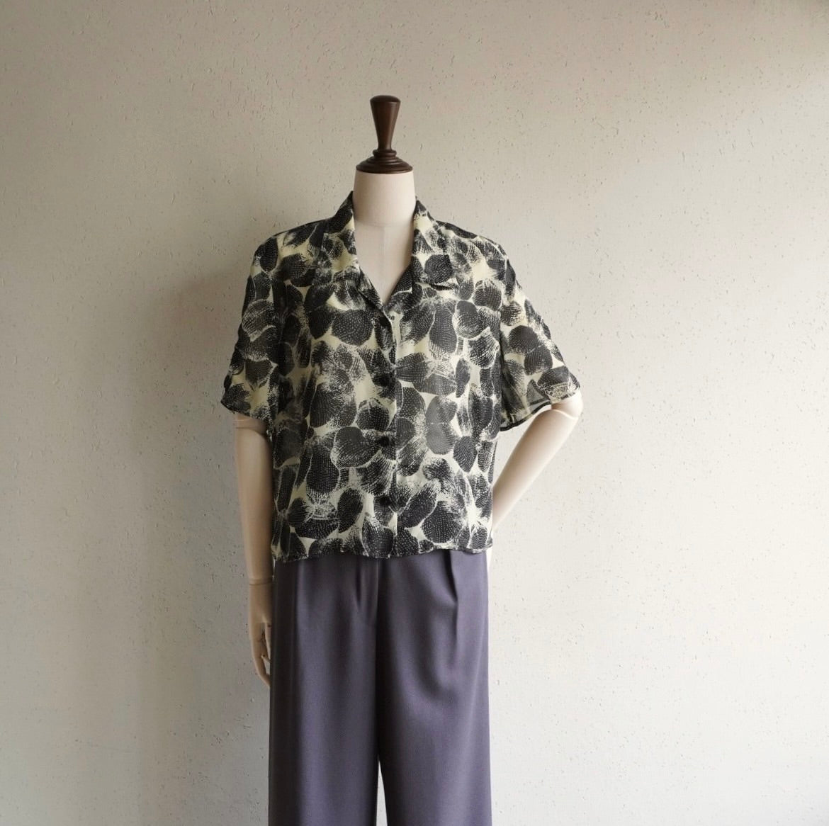 90s Slit Design Shirt Made in Canada