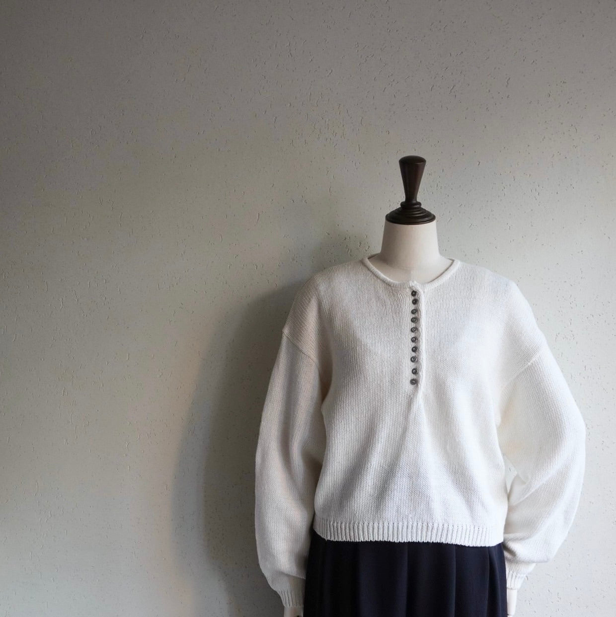 90s Light Knit Dead Stock