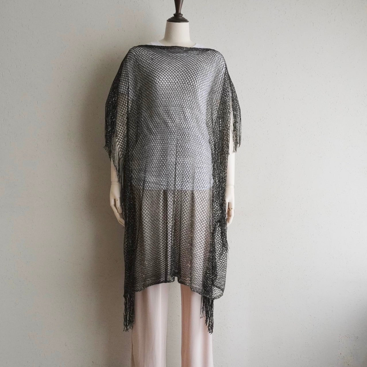 90s Black×Gold Mesh Top