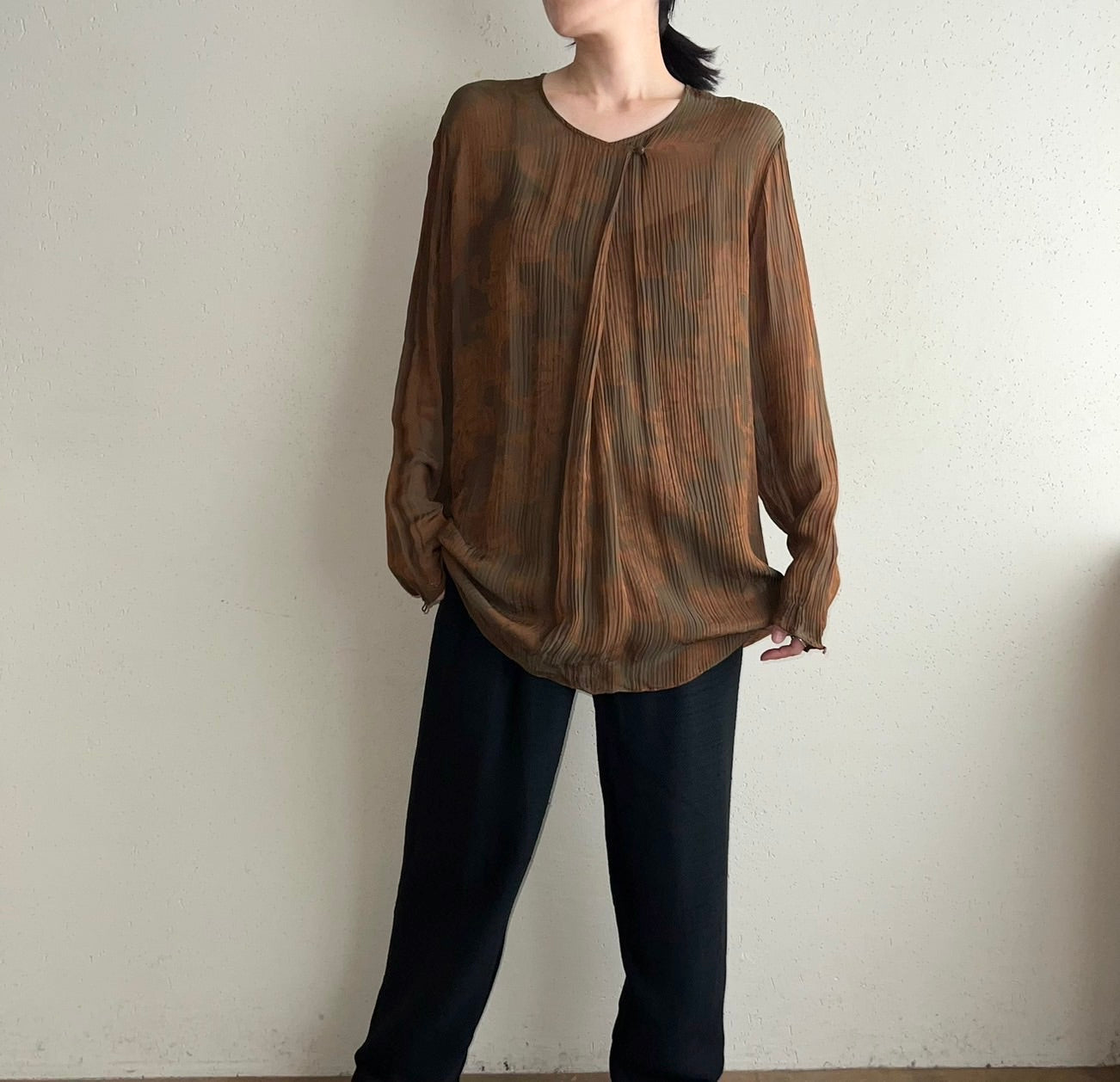 90s "Calvin Klein " Sheer Blouse