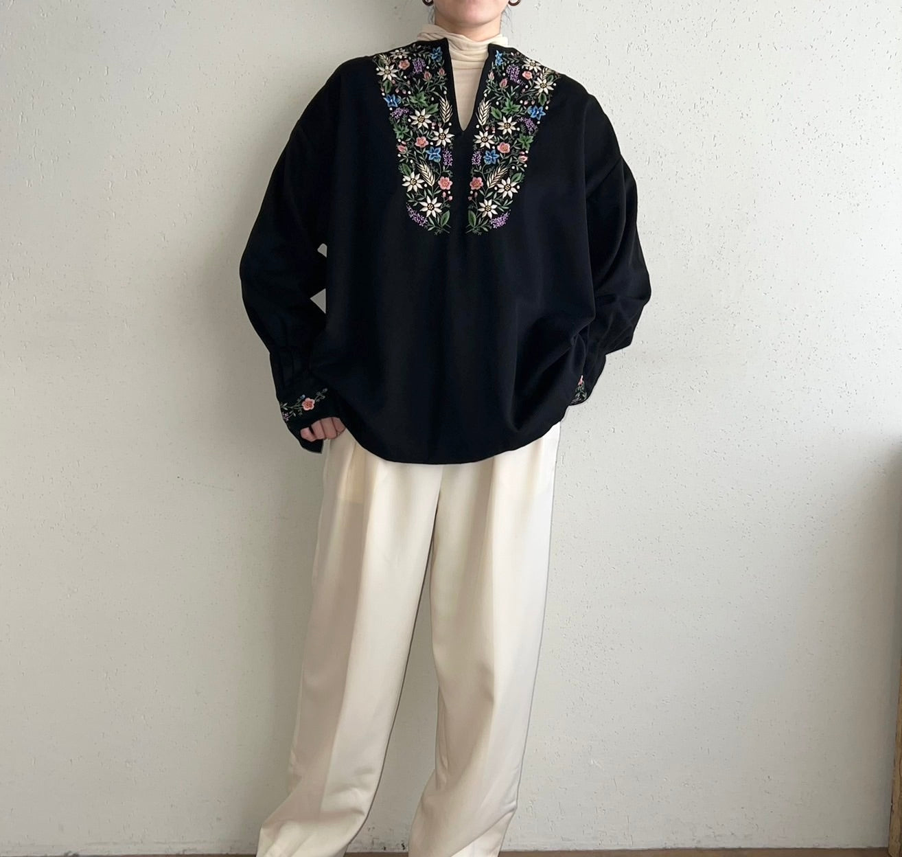 80s Embroidery Top