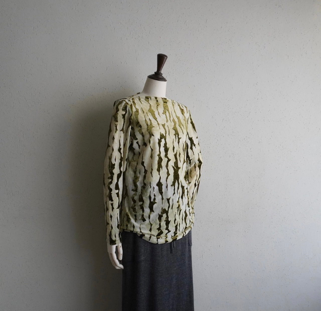 90s EURO Sheer Velor Top