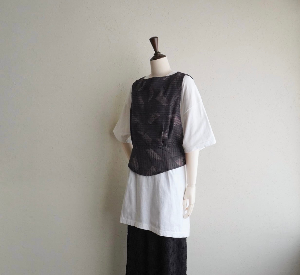 90s Slit Design Vest