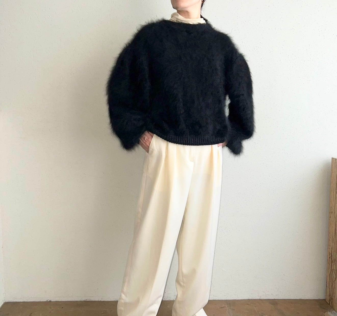 80s Black Knit