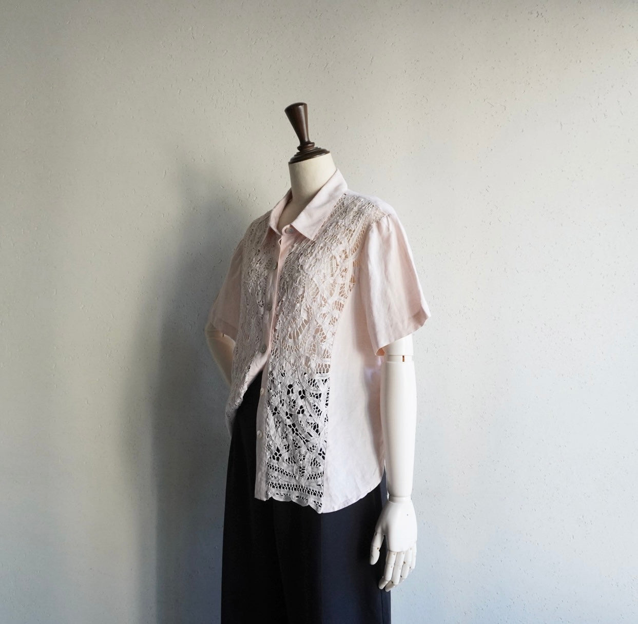 90s Lace Design Shirt