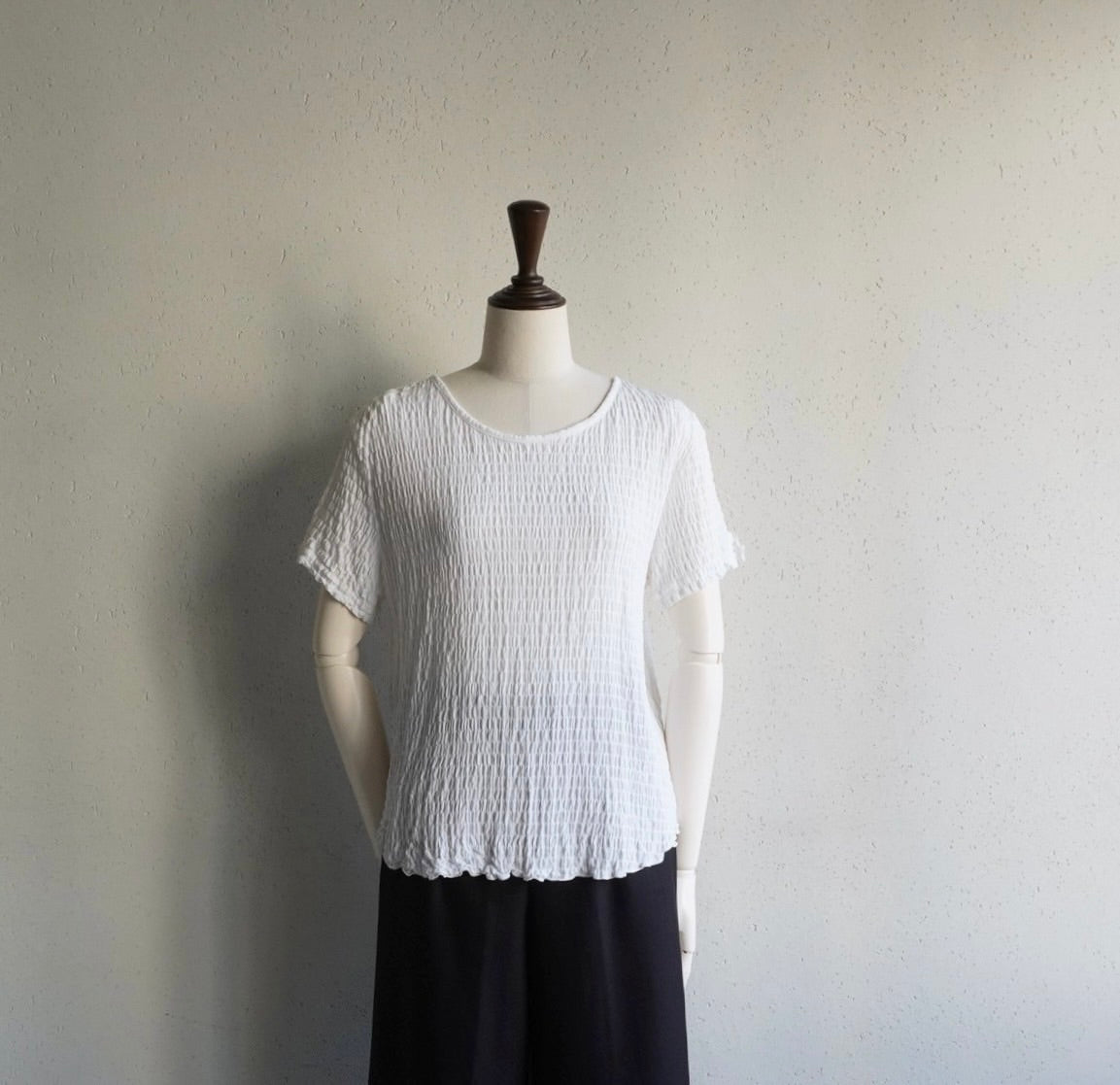 90s Pleated Design Top