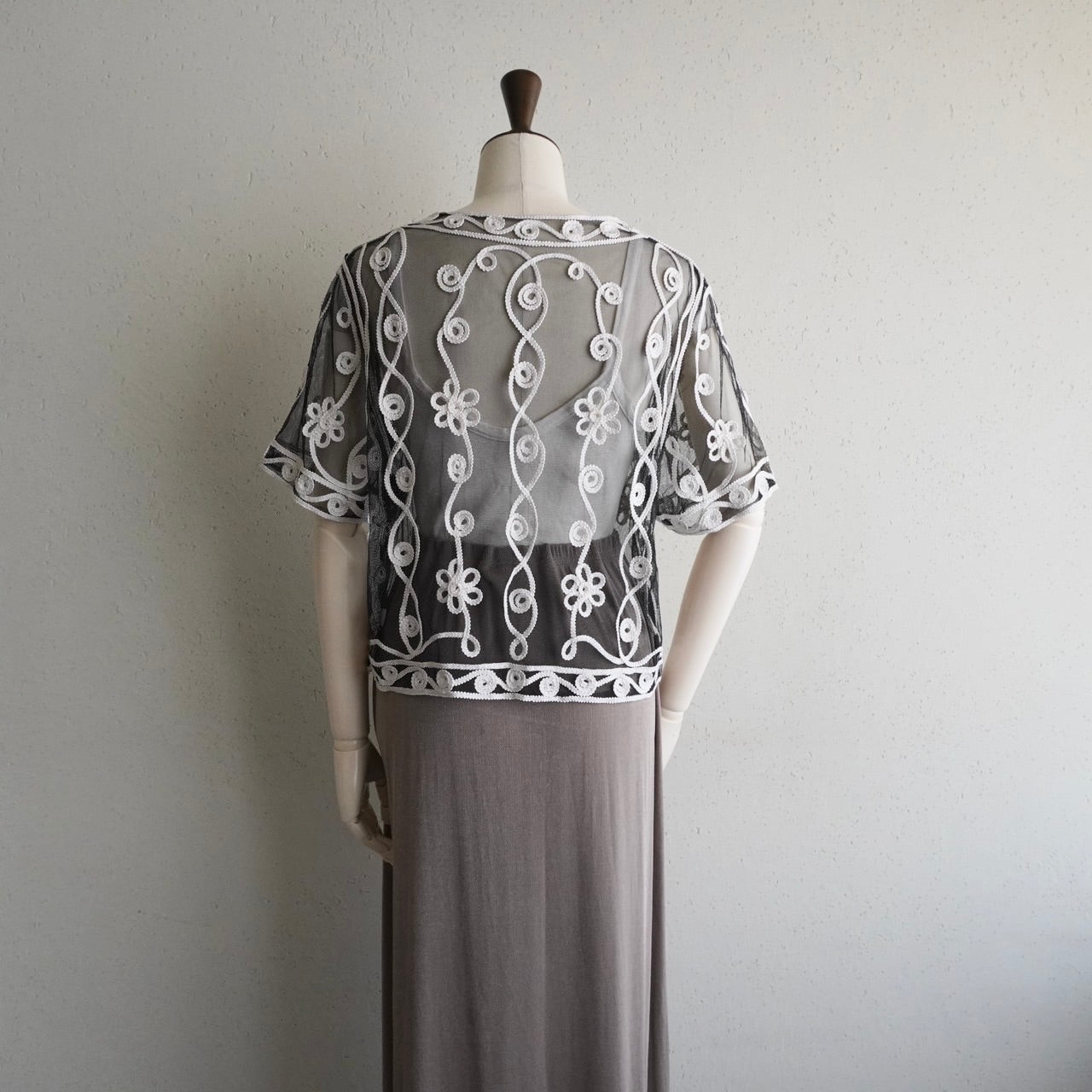 90s Lace Design Top