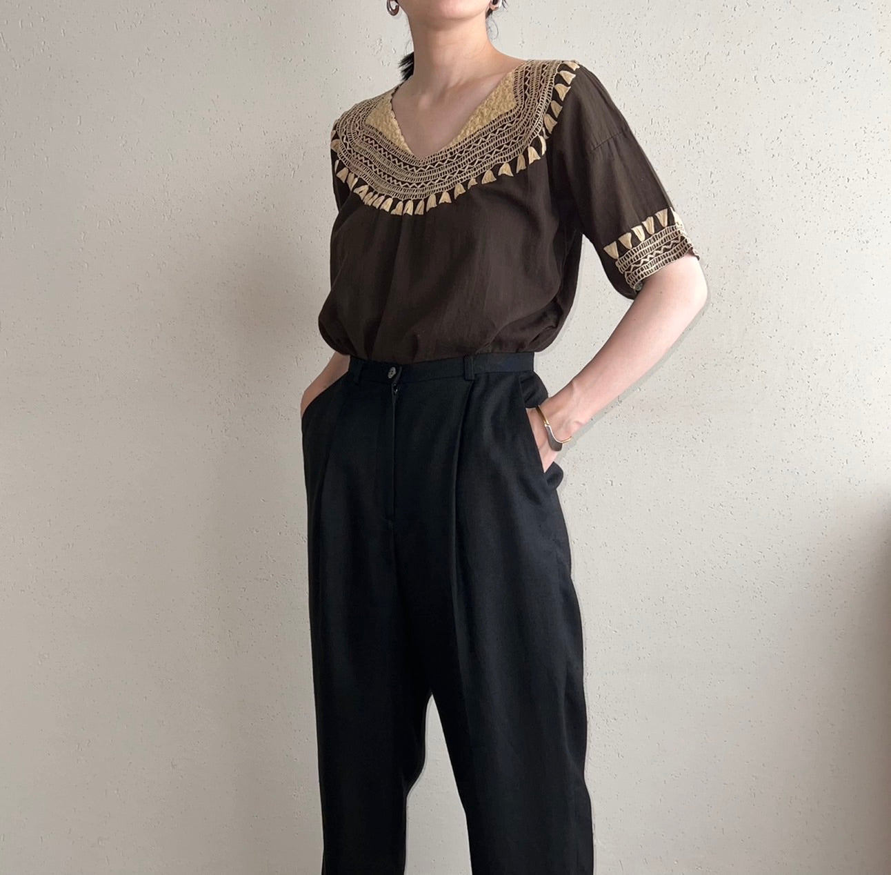 70s Embroidery Blouse