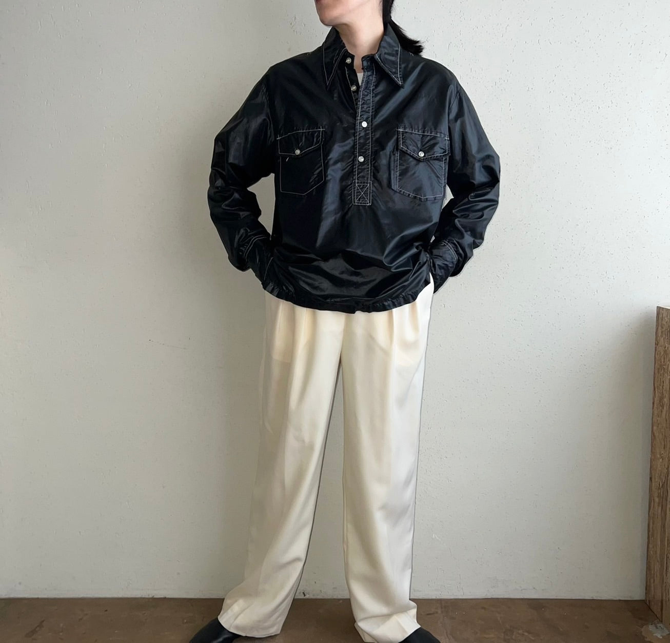 70s Black Pullover Shirt