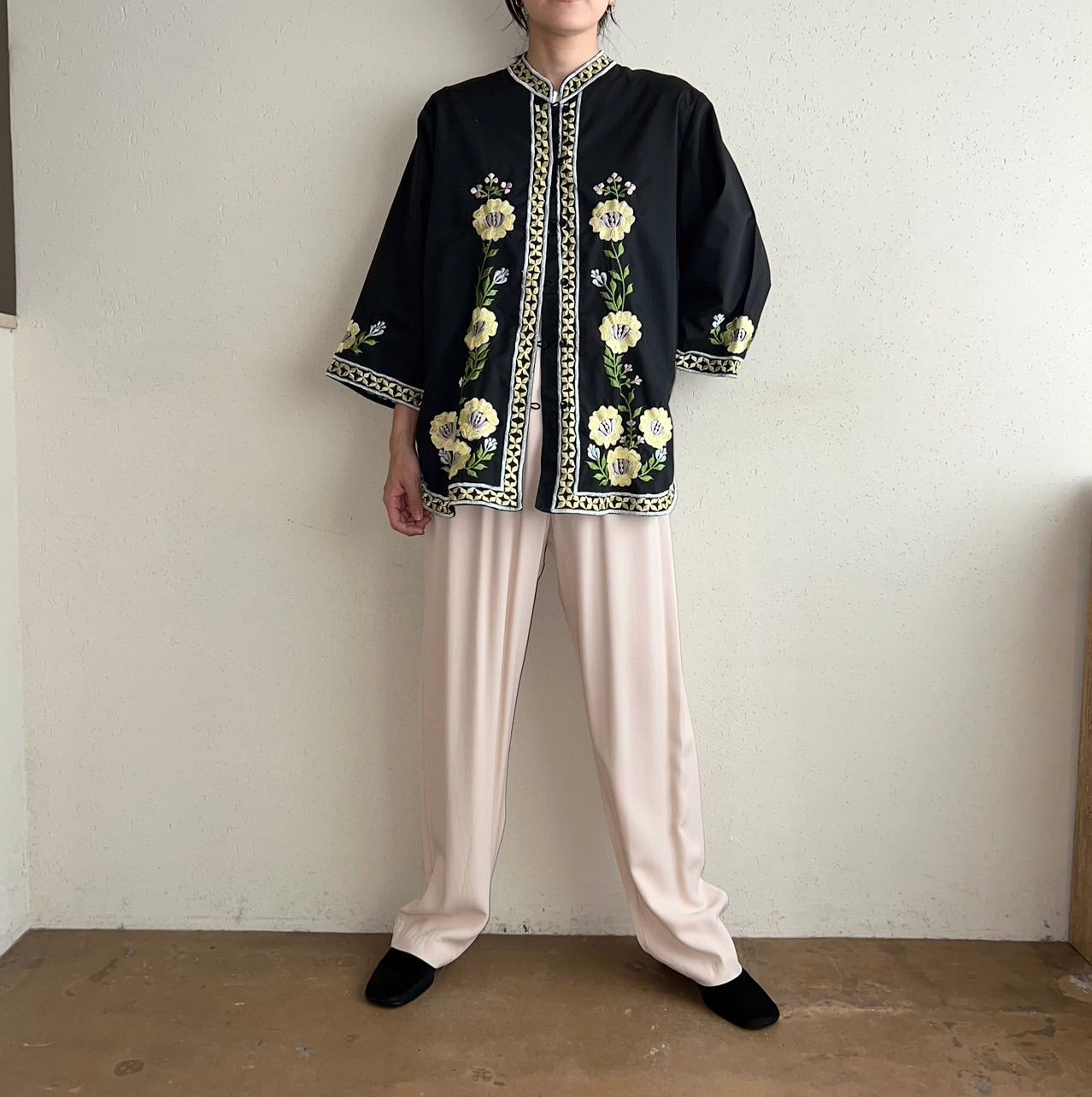 80s Embroidery Blouse