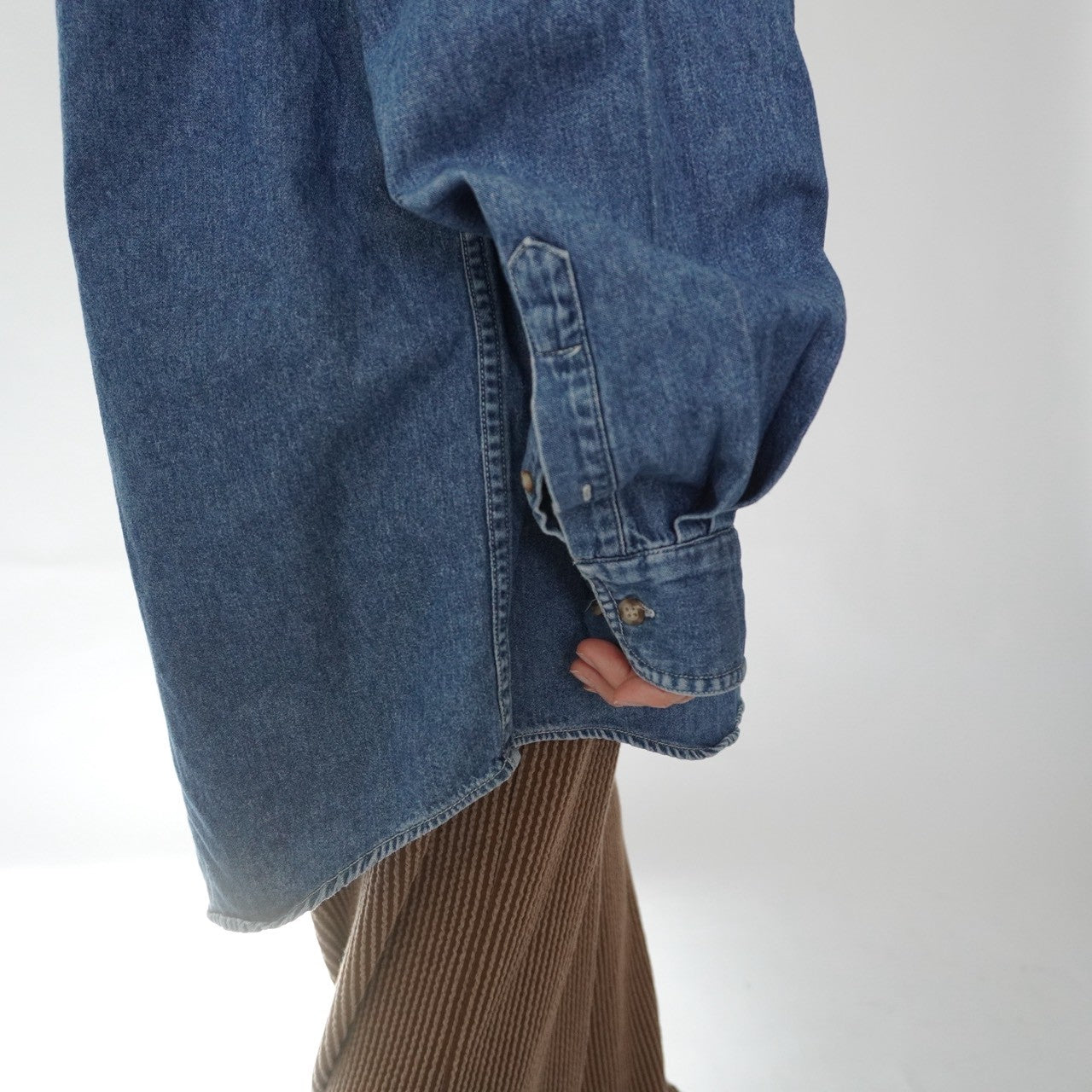 80s "BANANA REPUBLIC ”Safari & Travel" Denim Shirt