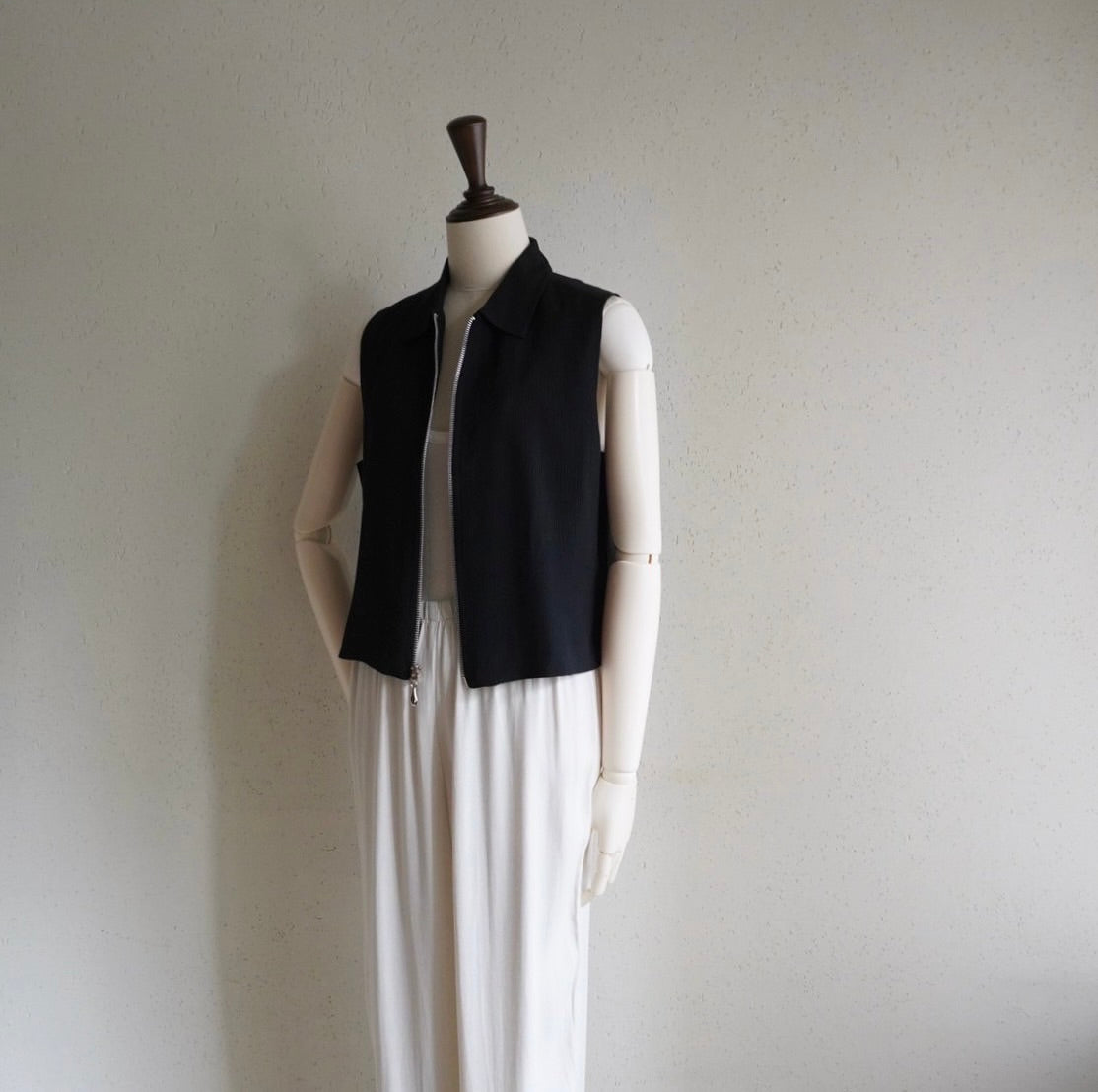 90s Sleeveless Zipped Top,Vest Made in USA