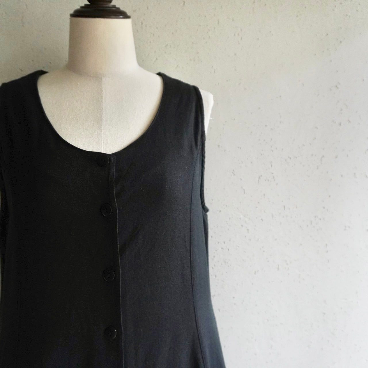90s EURO Black Sleeveless Dress