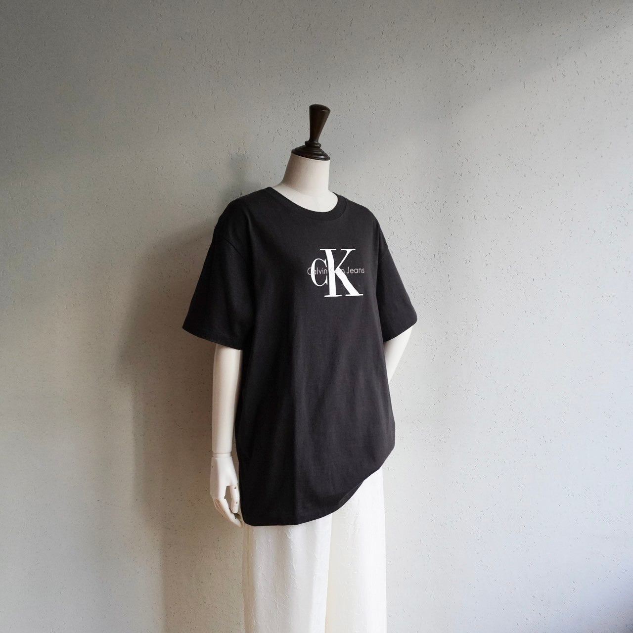 90s "Calvin Klein " Printed T-shirt Made in USA