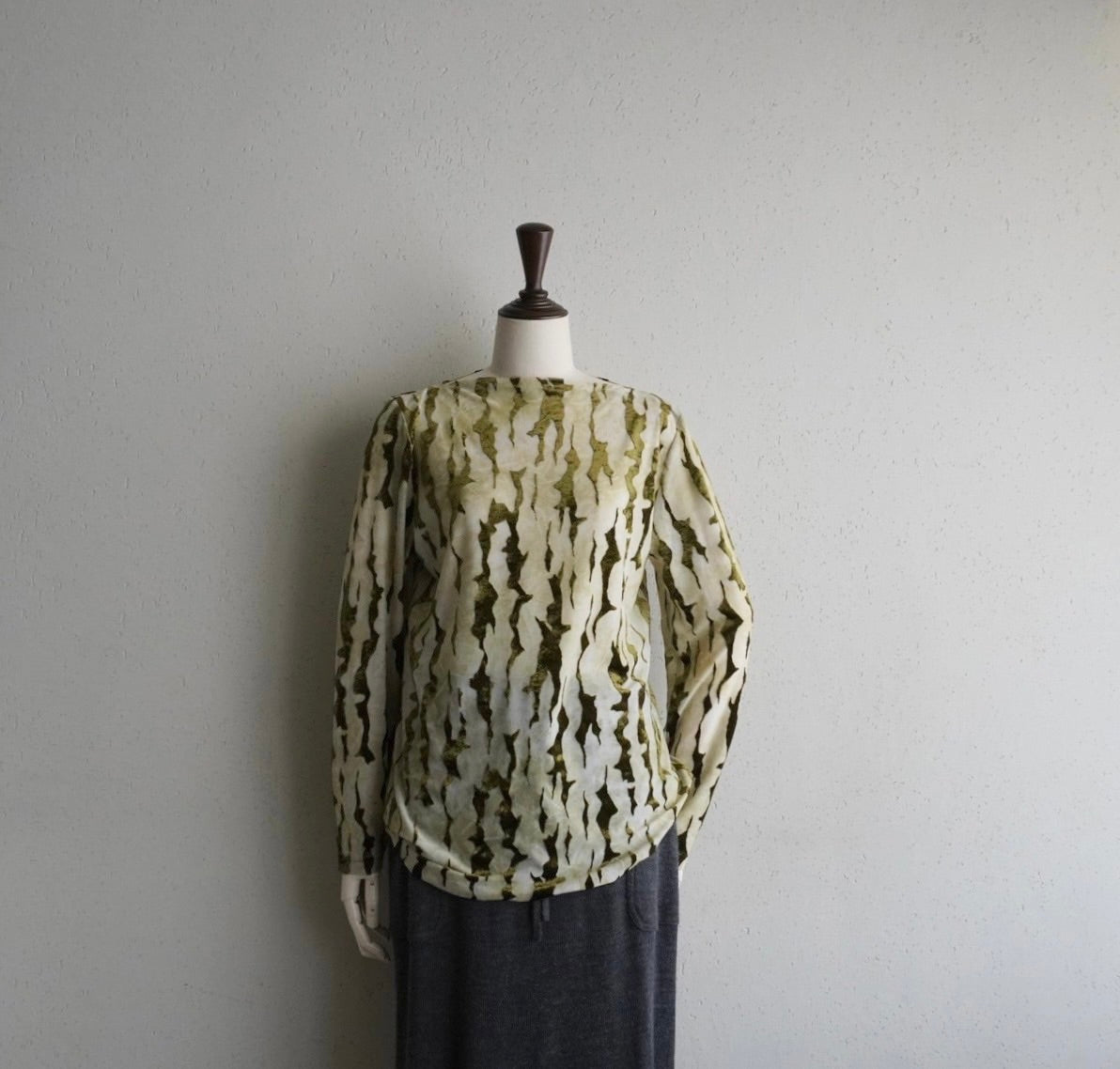 90s EURO Sheer Velor Top