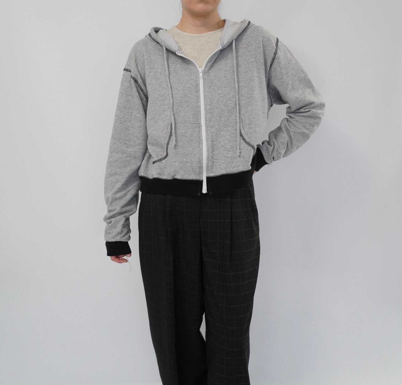 90s Hooded Zip Sweater