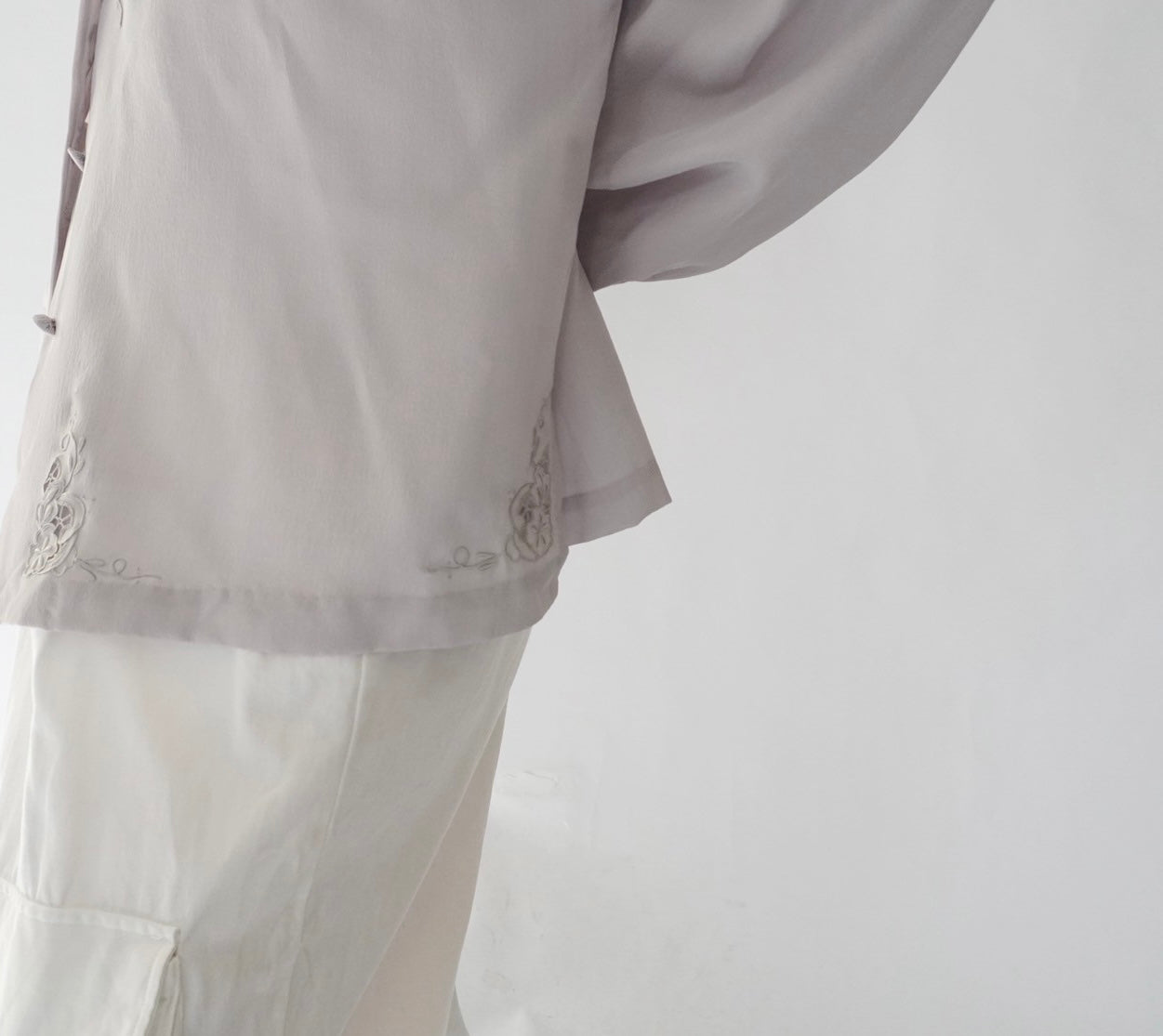 70s Hand Embroidery Silk Shirt Dead Stock