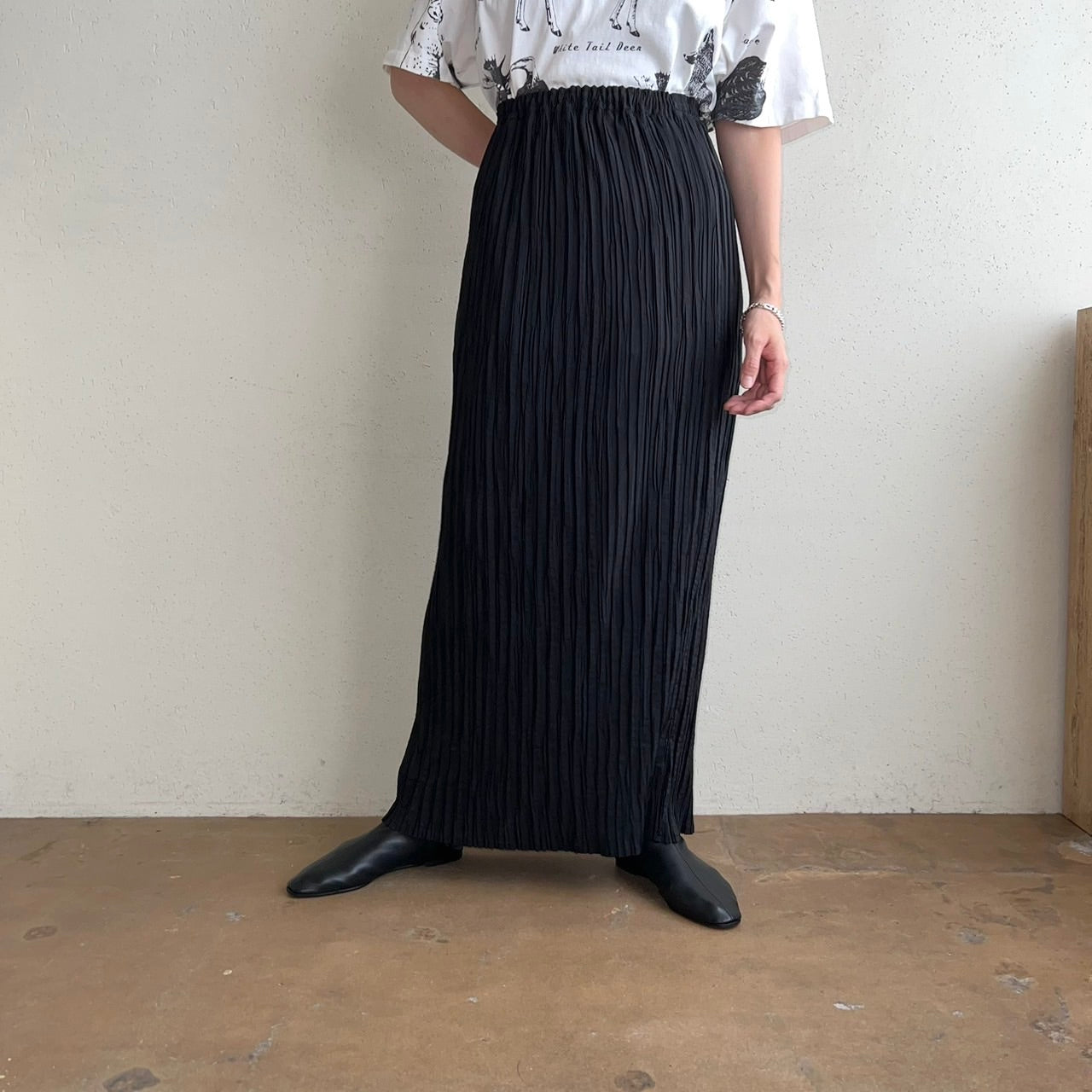90s EURO Black Pleated Skirt