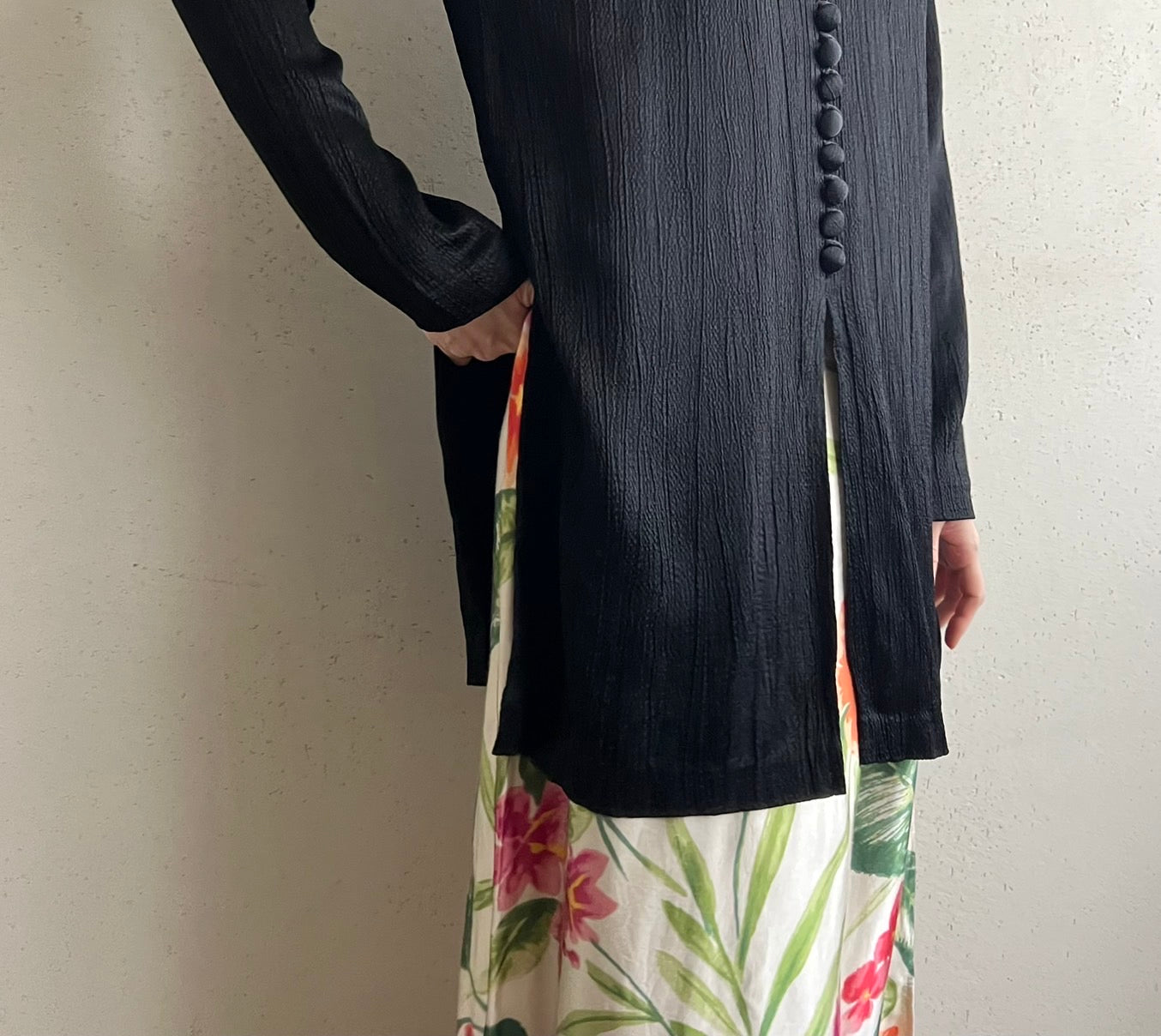 90s Black Design Blouse