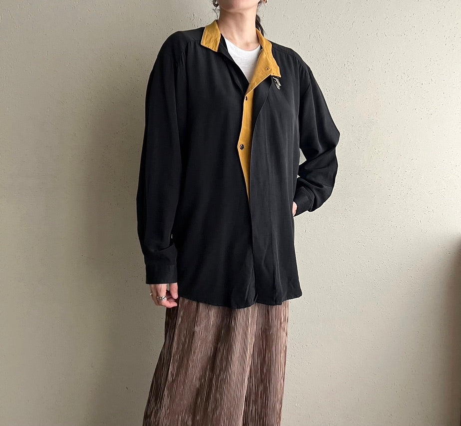 90s Design Blouse