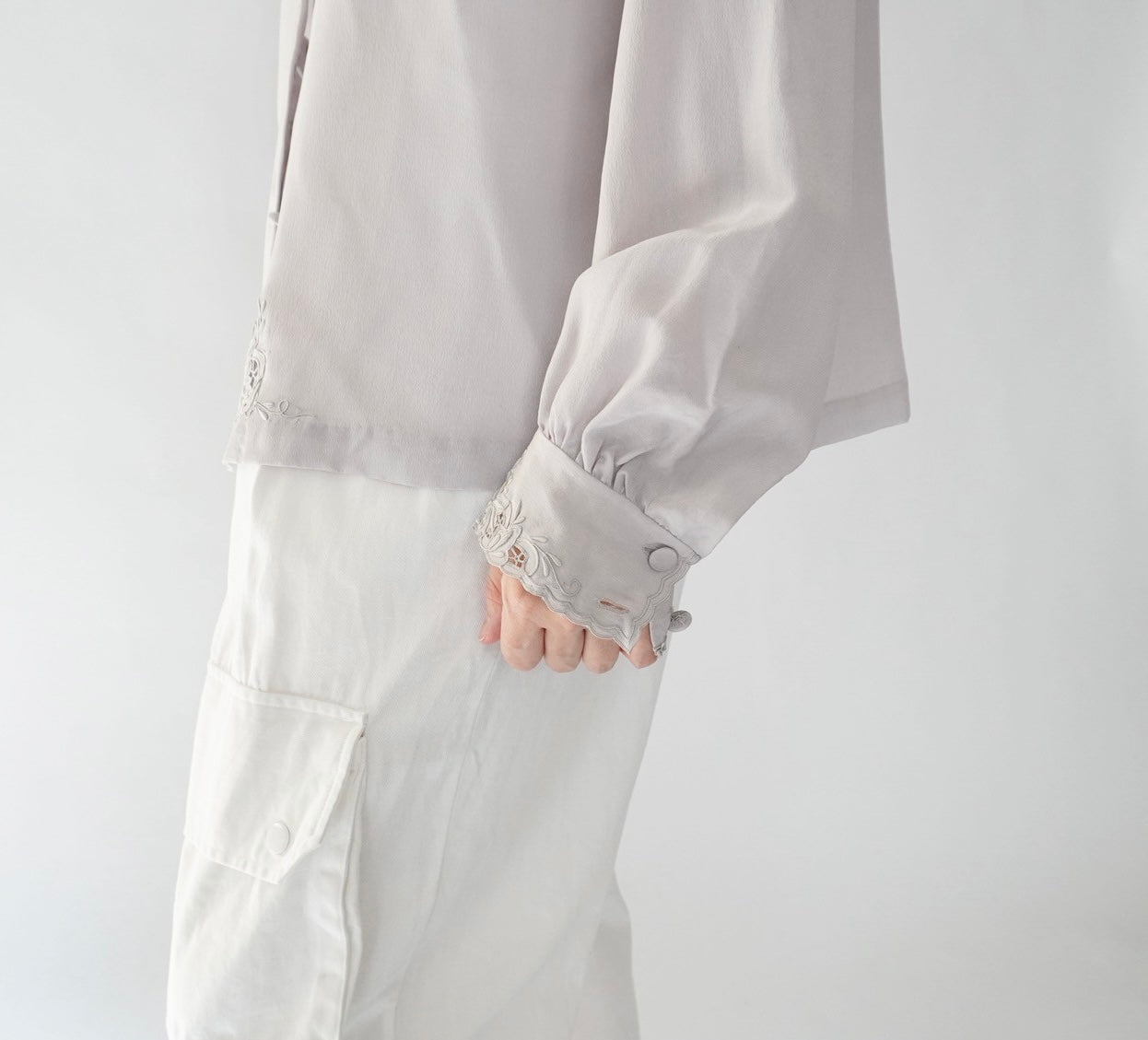 70s Hand Embroidery Silk Shirt Dead Stock