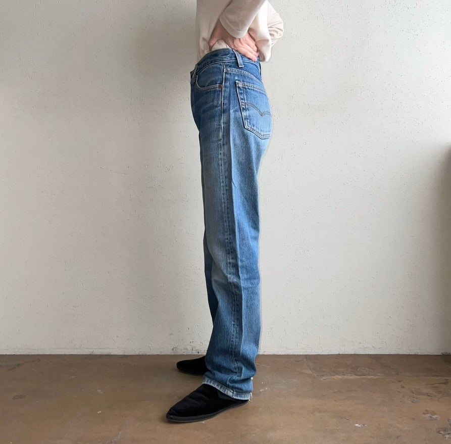 90s Levis 501 Made in USA