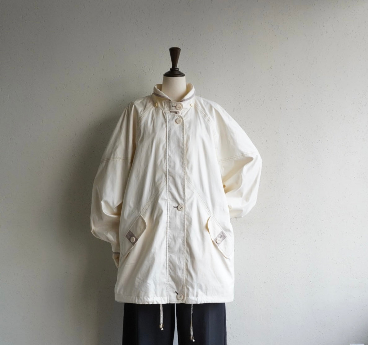 90s EURO Ivory Light Jacket