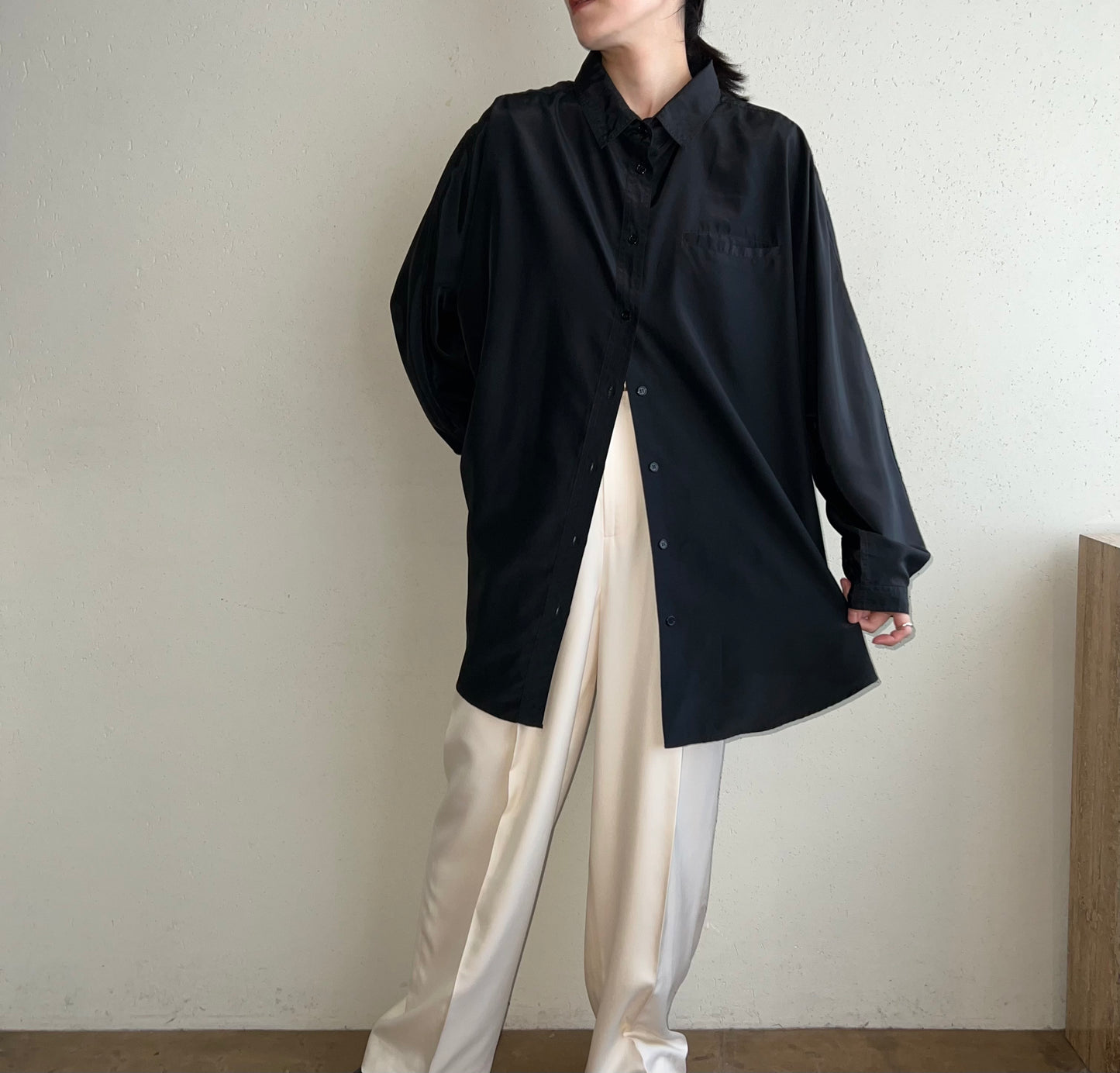 90s Black Shirt