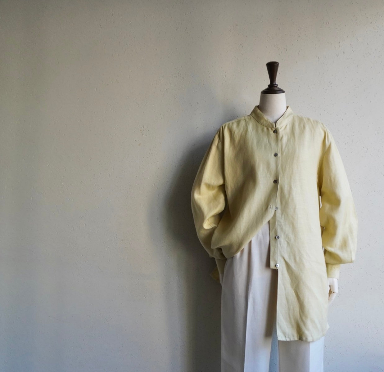 90s Design Linen Shirt