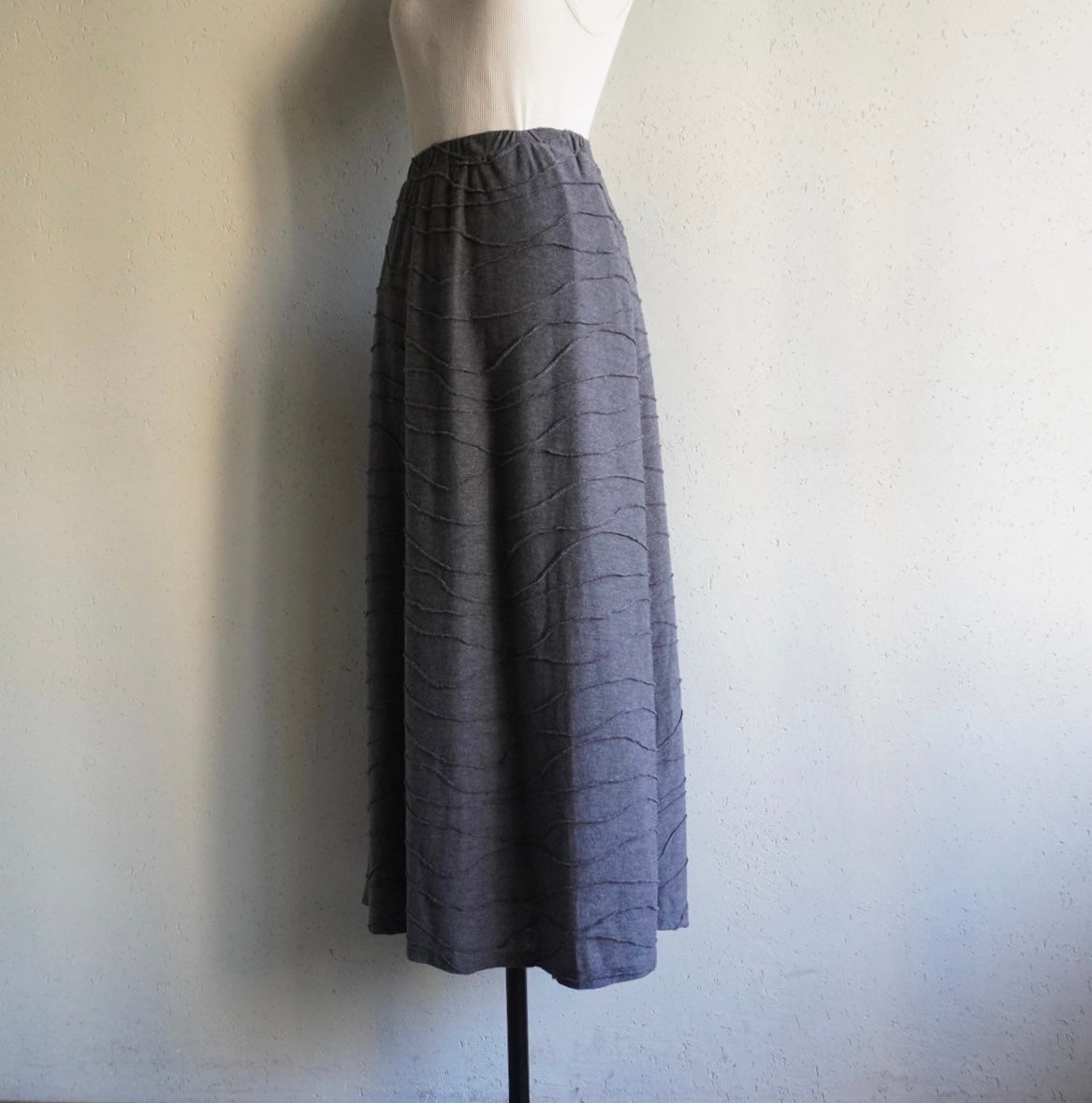 90s Wavy Design Skirt
