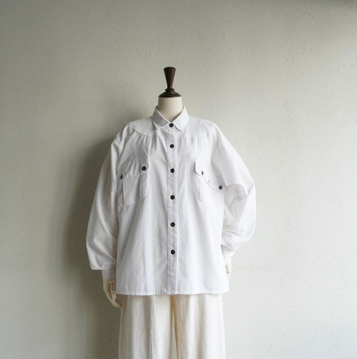 90s White Design Shirt