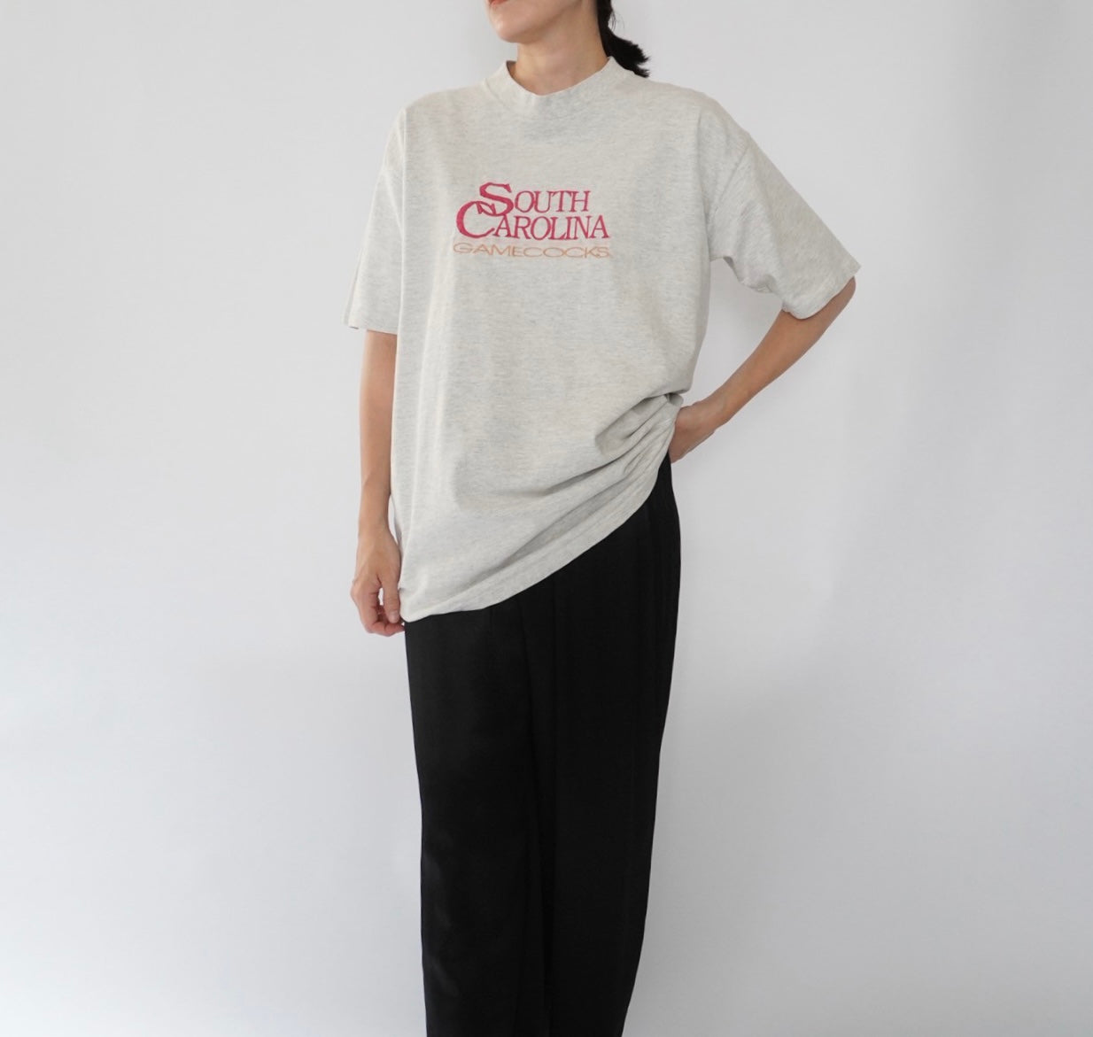 90s Embroidery High Neck T-shirt
