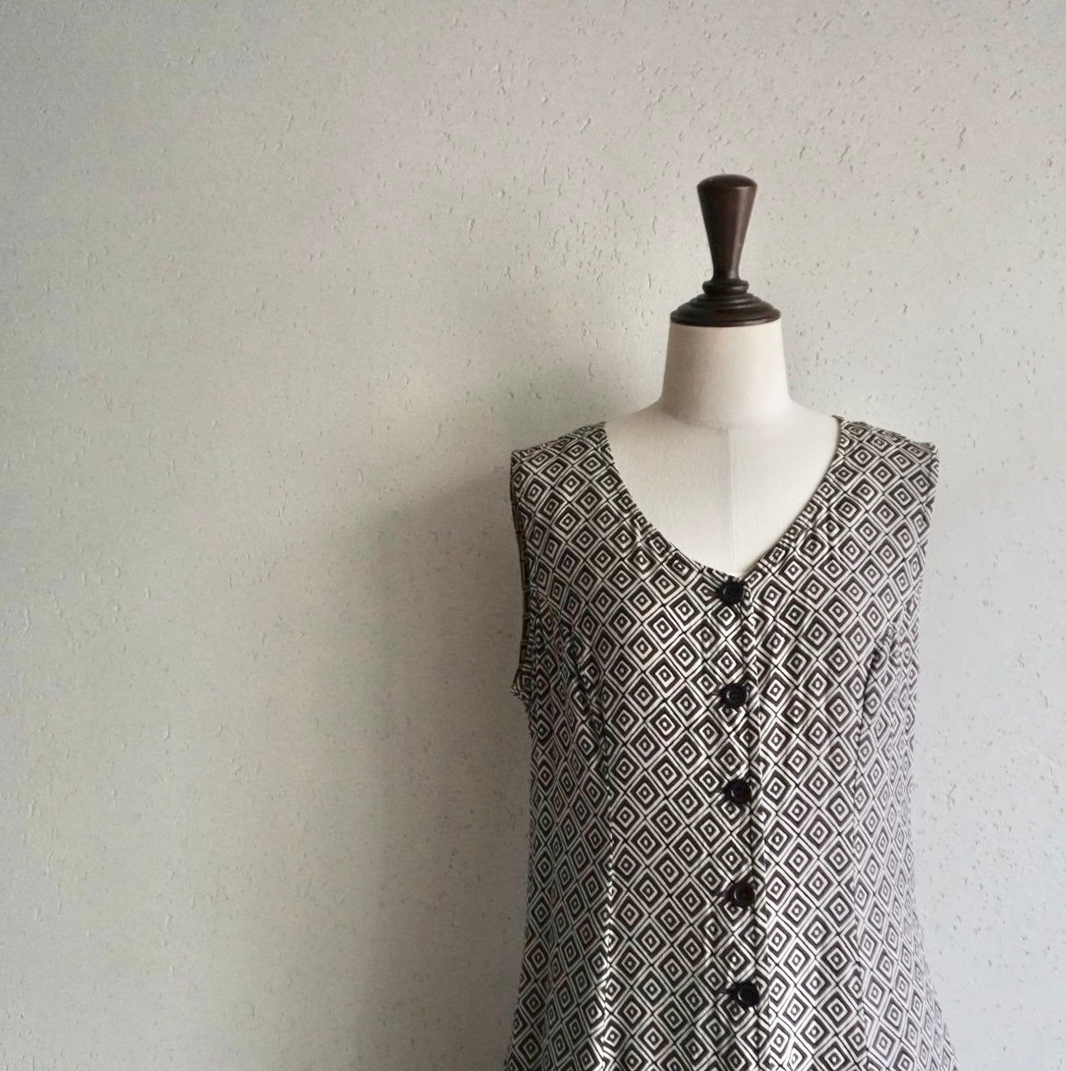 90s EURO Sleeveless Printed Dress