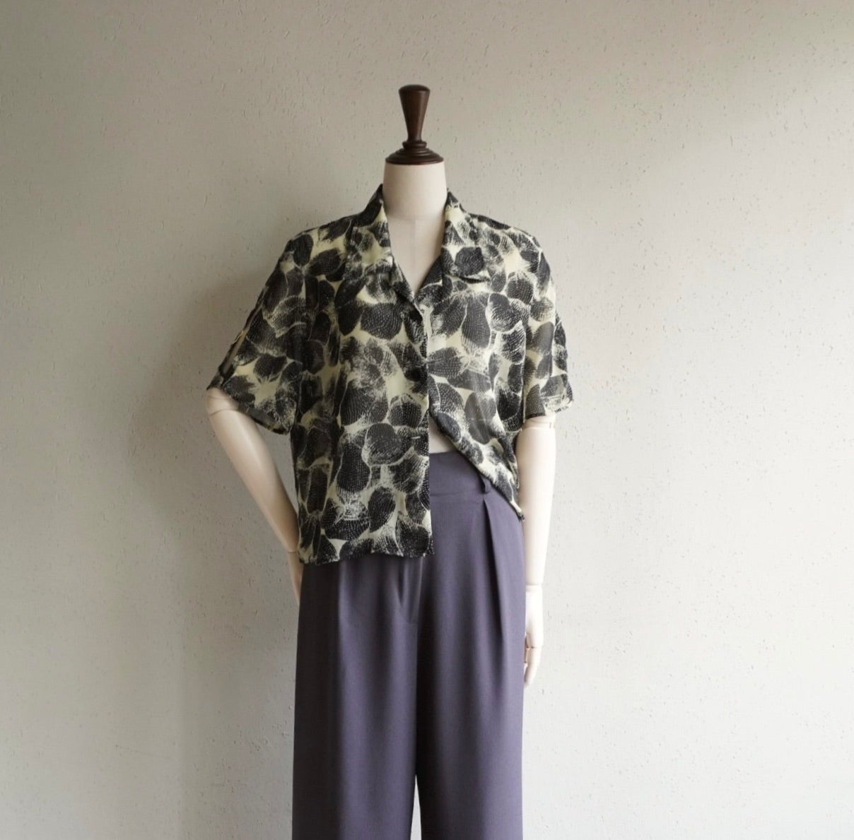 90s Slit Design Shirt Made in Canada