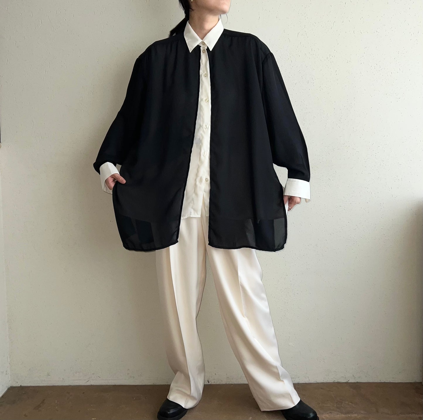 90s Black x White Shirt