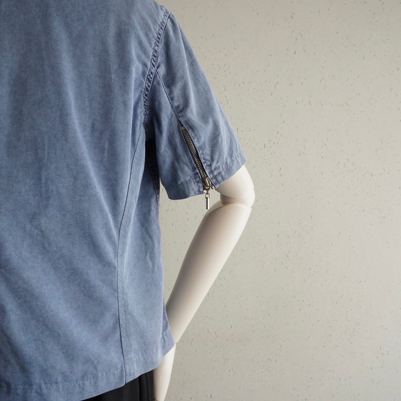 90s Zip Design Shirt