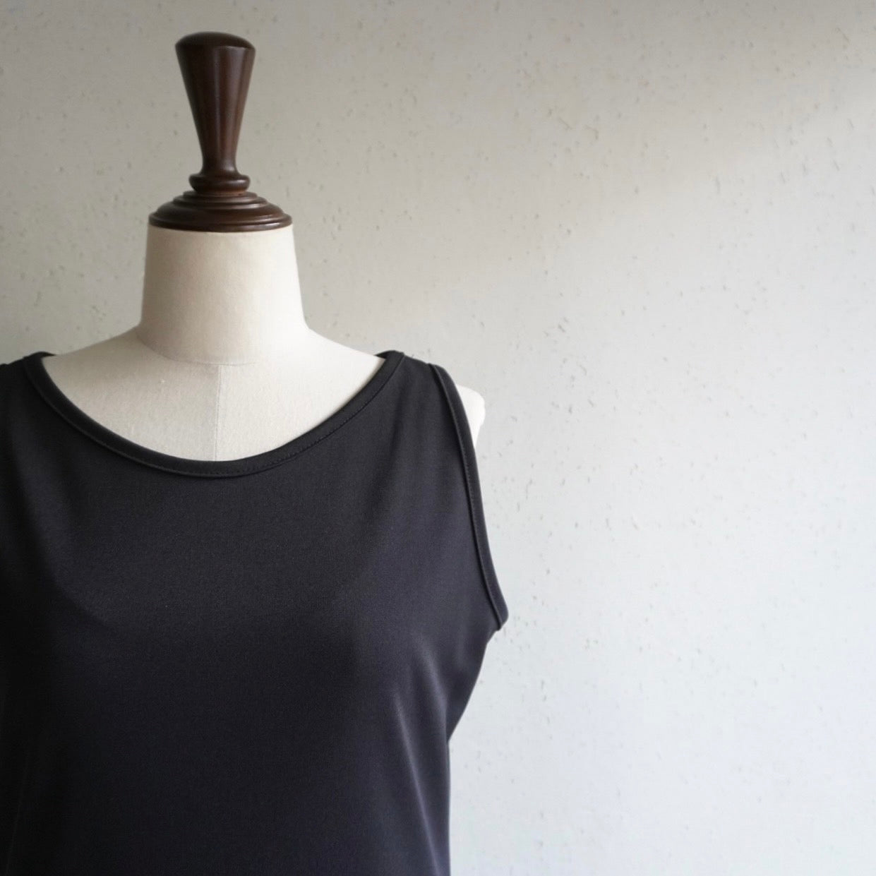 90s Black Sleeveless Maxi Dress