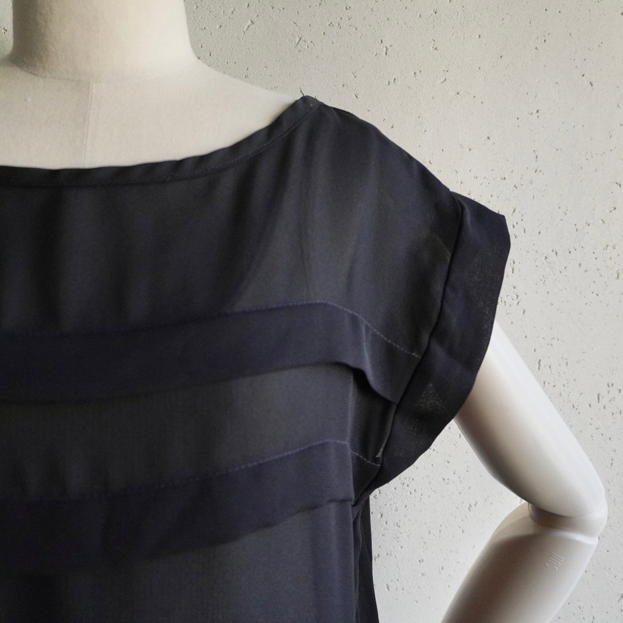 90s Design Sheer Top