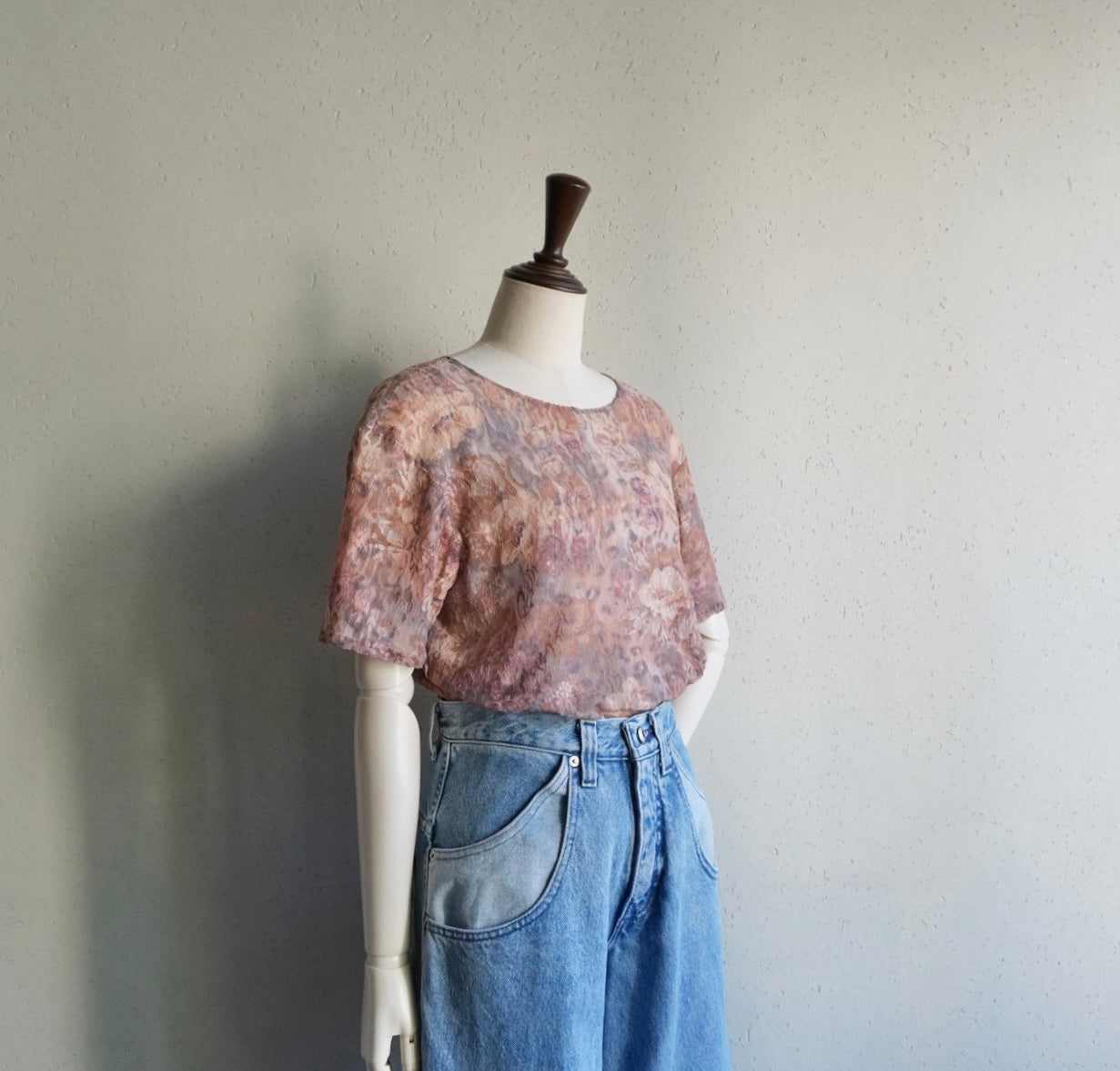 90s Lace Design Sheer Top